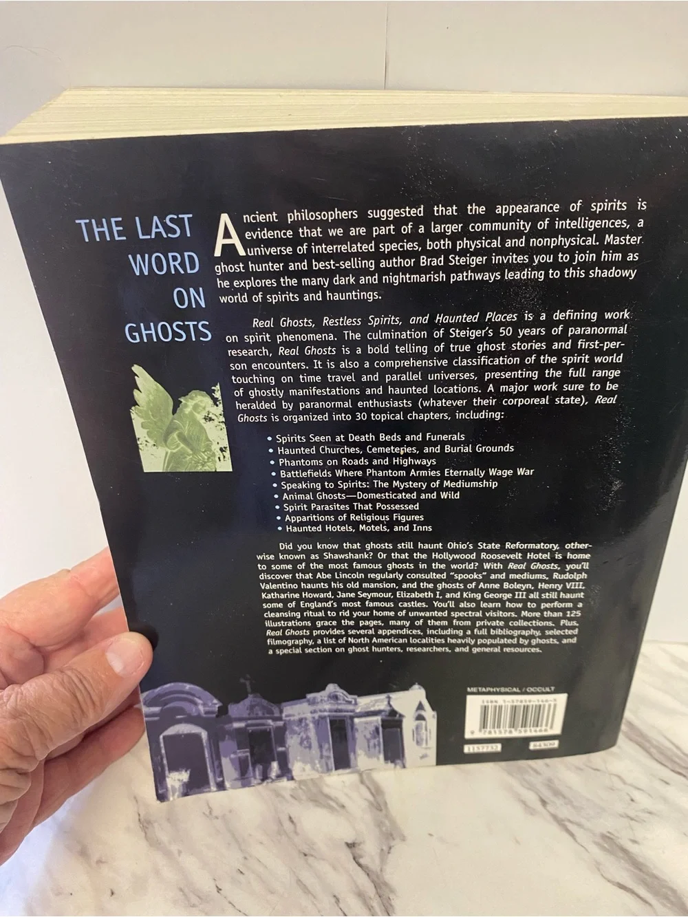 Real Ghosts, Restless Spirits, and Haunted Places - Black